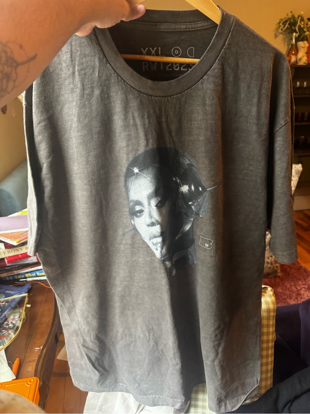 Beyoncé Renaissance World Tour T-shirt Alien Superstar XXL